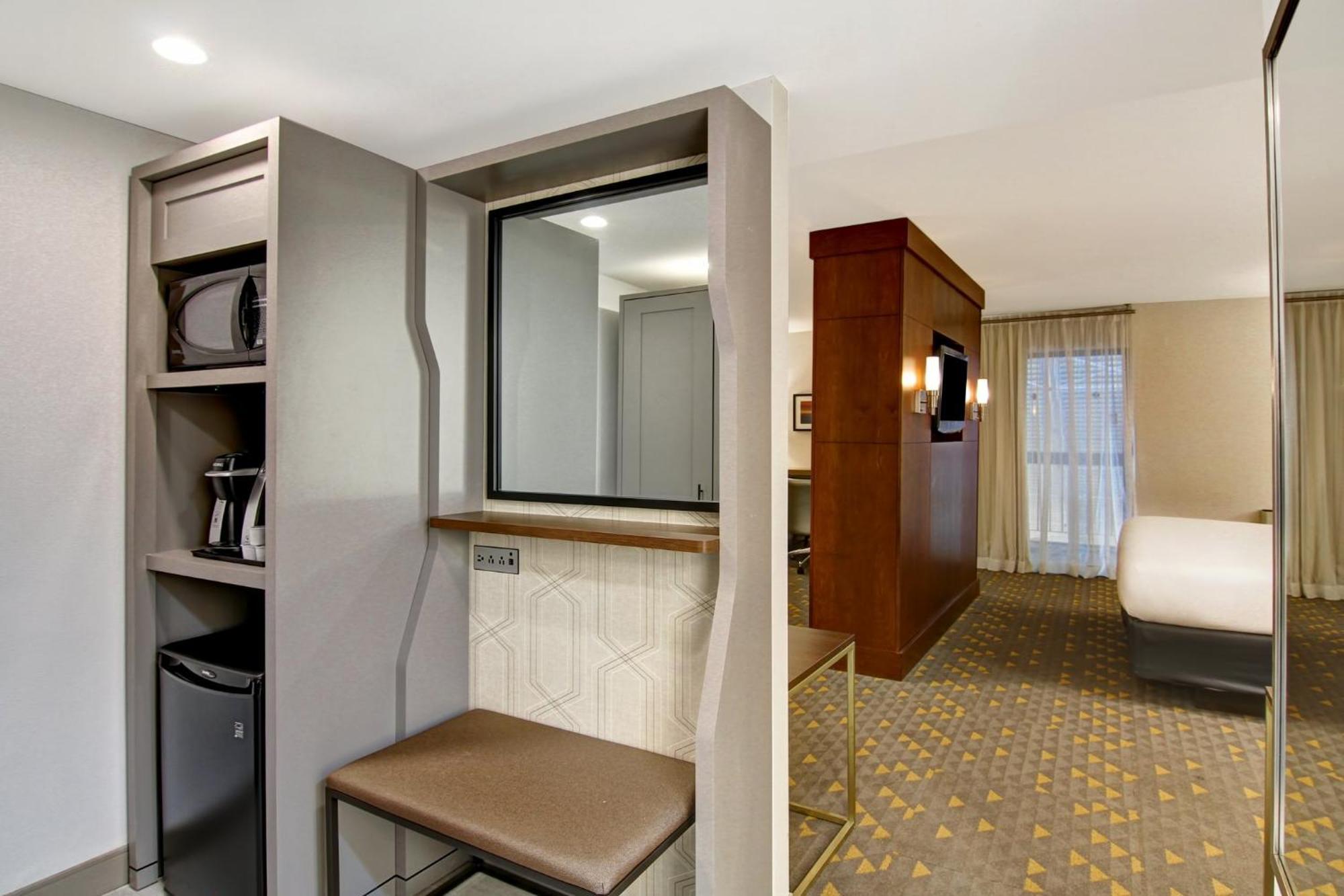 Holiday Inn Oakville Centre By Ihg Luaran gambar