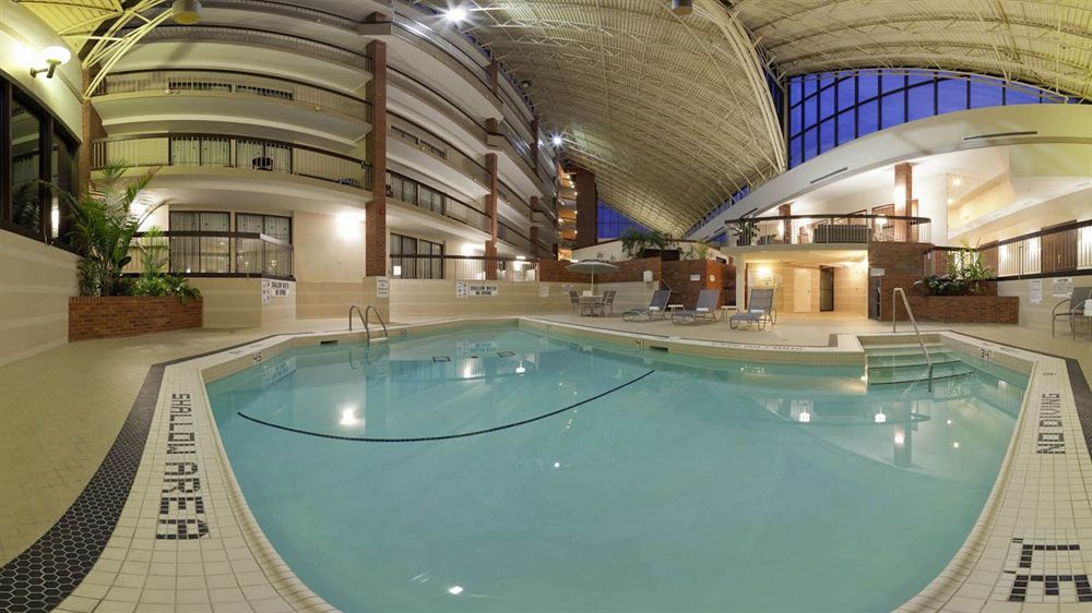 Holiday Inn Oakville Centre By Ihg Luaran gambar